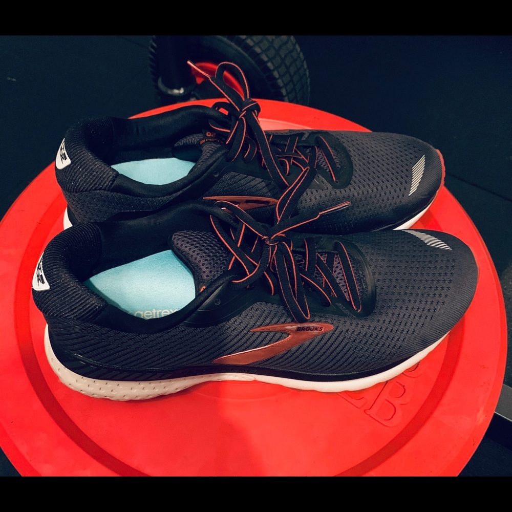 Brooks Adrenaline GTS 20